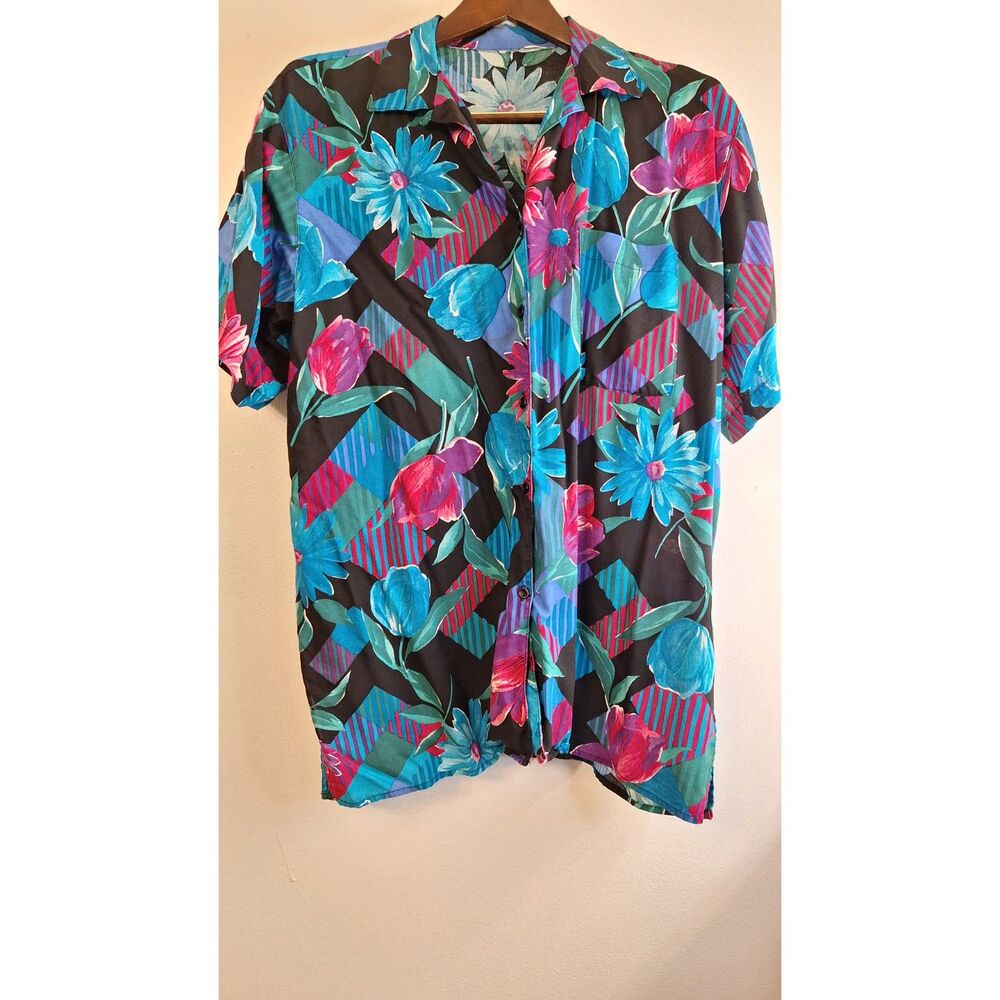 WOMEN BUTTON UP SHIRT Sz L TROPICAL FLORAL VACATION ISLAND TRAVEL COLORFUL RESOR